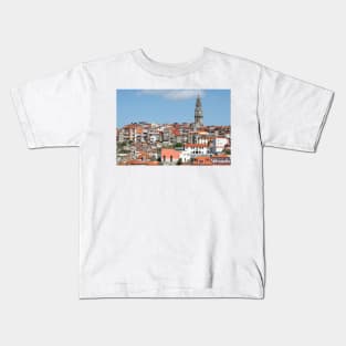 Altstadtl, Igreja e Torre dos Clerigos, Porto, Porto District, Portugal, Europe Kids T-Shirt